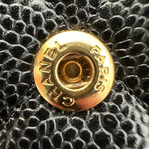 BLACK QUILTED Caviar CLASSIC DOUBLE FLAP MEDIUM - Picture 12 of 16